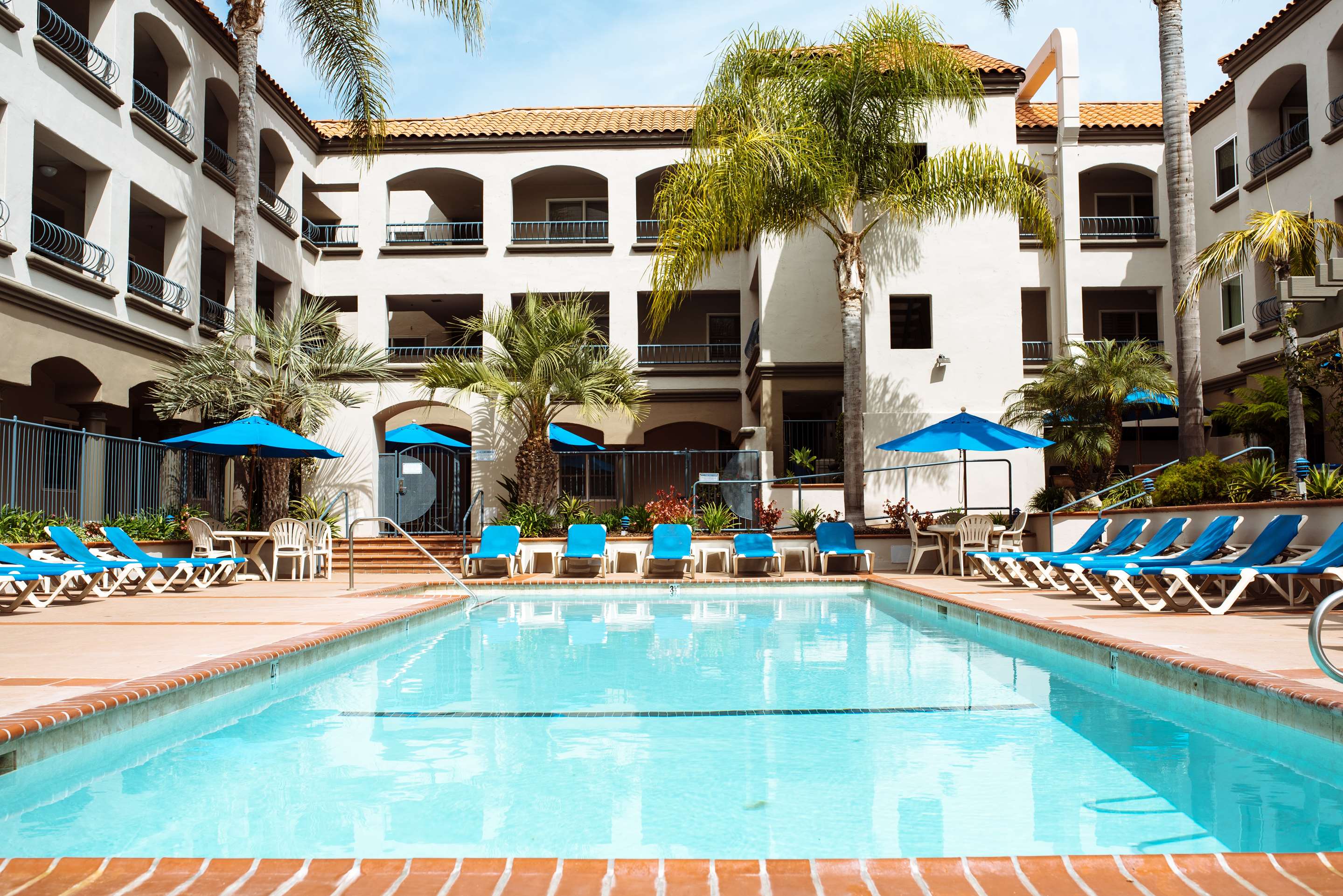 Pool | Tamarack Beach Resort Hotel