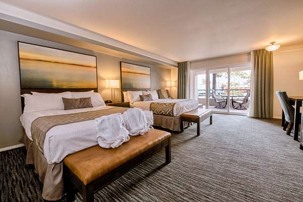  - Tamarack Beach Resort Carlsbad