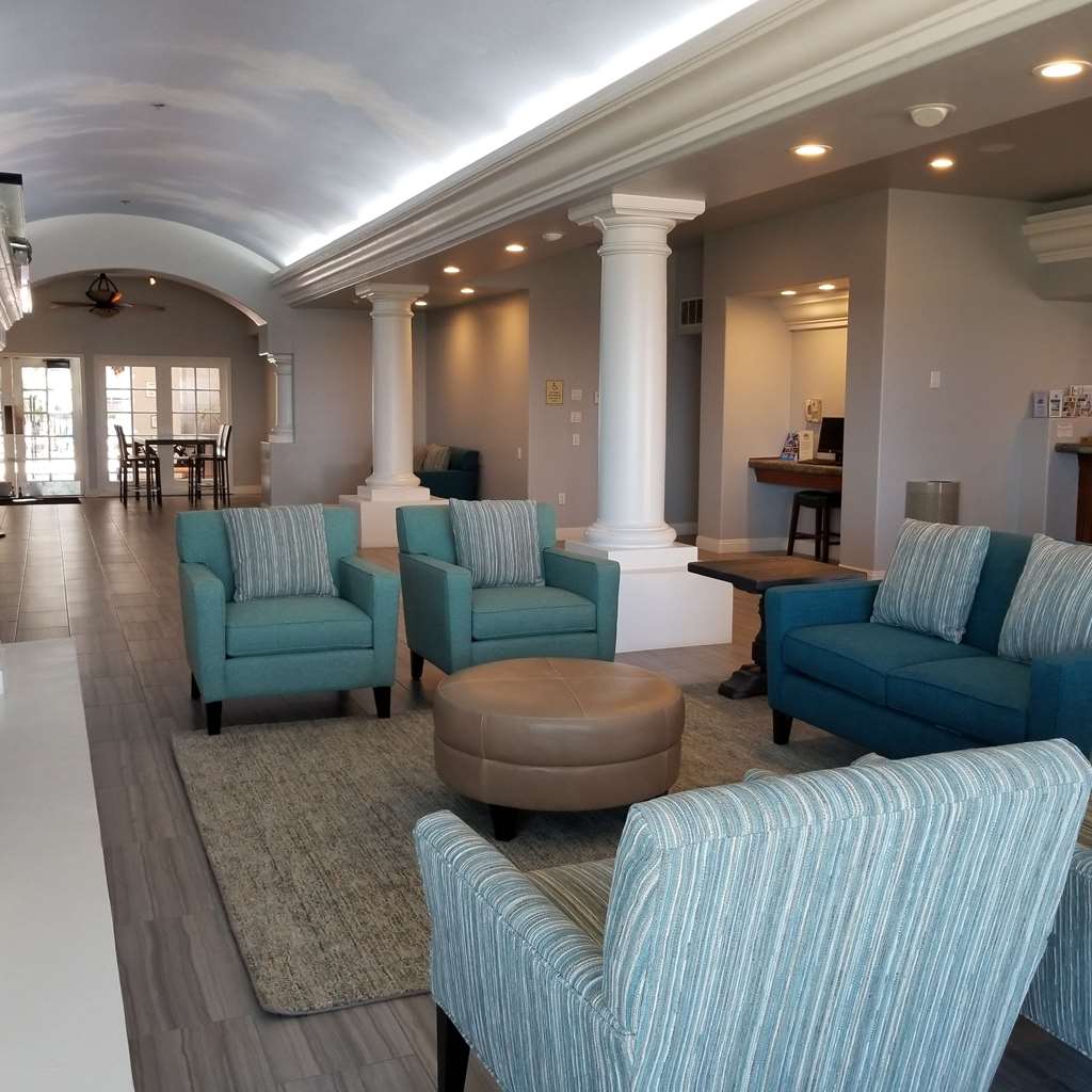 Tamarack Beach Resort & Hotel