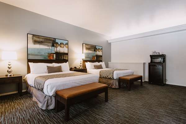  - Tamarack Beach Resort Carlsbad