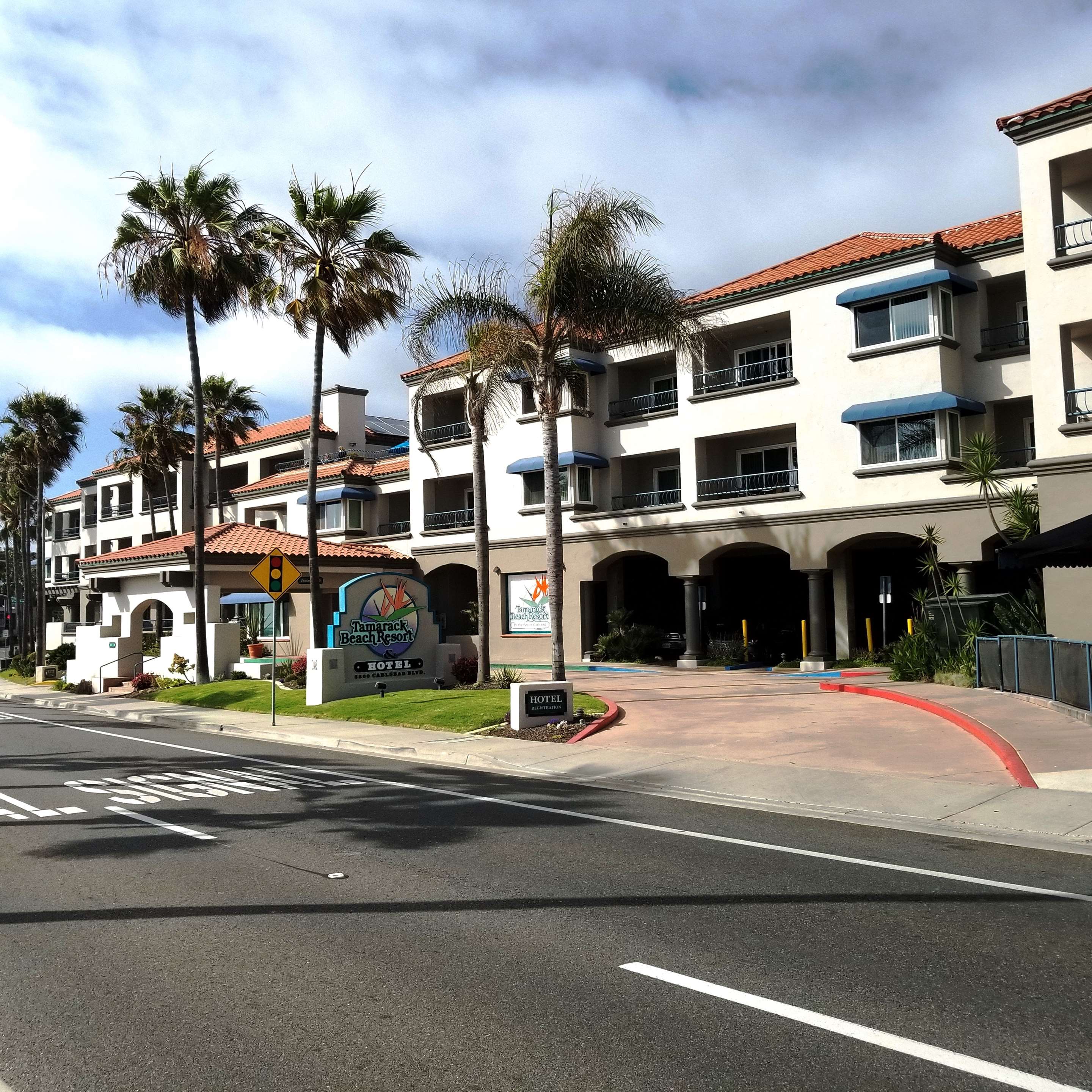 Exterior view | Tamarack Beach Resort Hotel