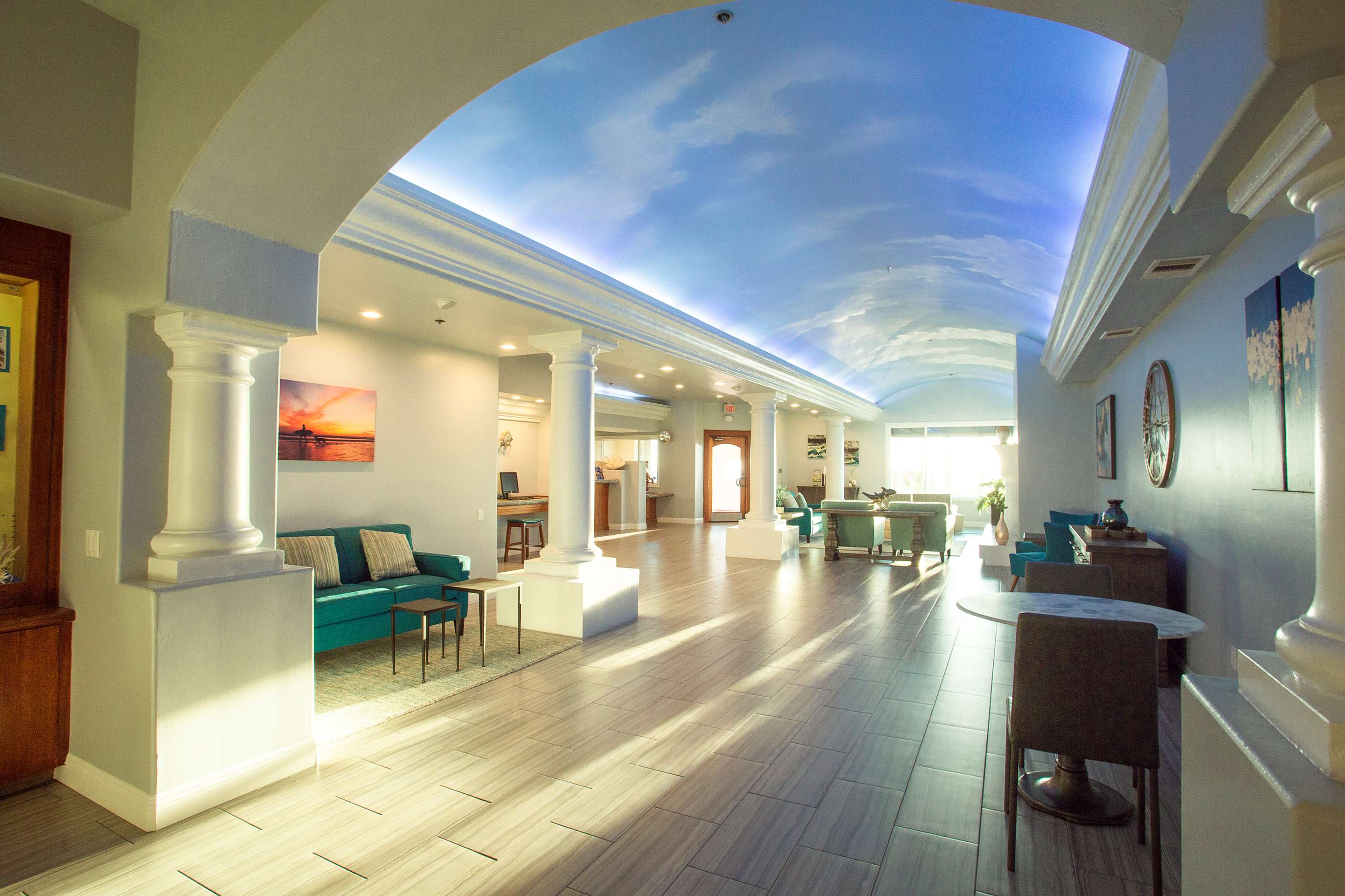 IMG | Tamarack Beach Resort Hotel