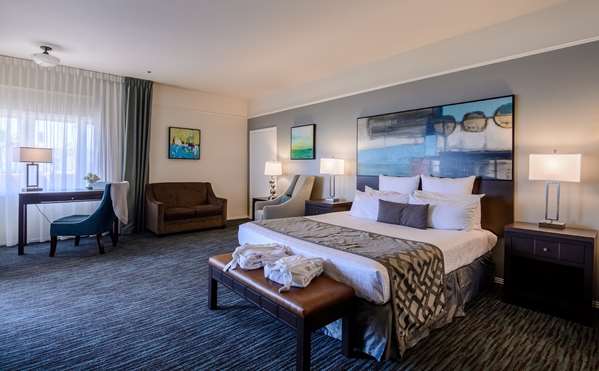  - Tamarack Beach Resort Carlsbad