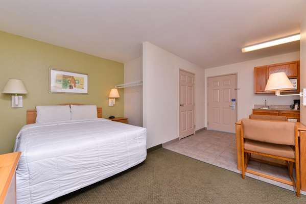  - Americas Best Value Inn Winnie - I-10, Exit 829