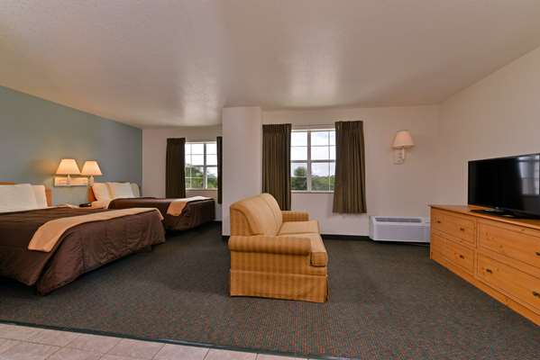 Suite - Americas Best Value Inn Winnie - I-10, Exit 829