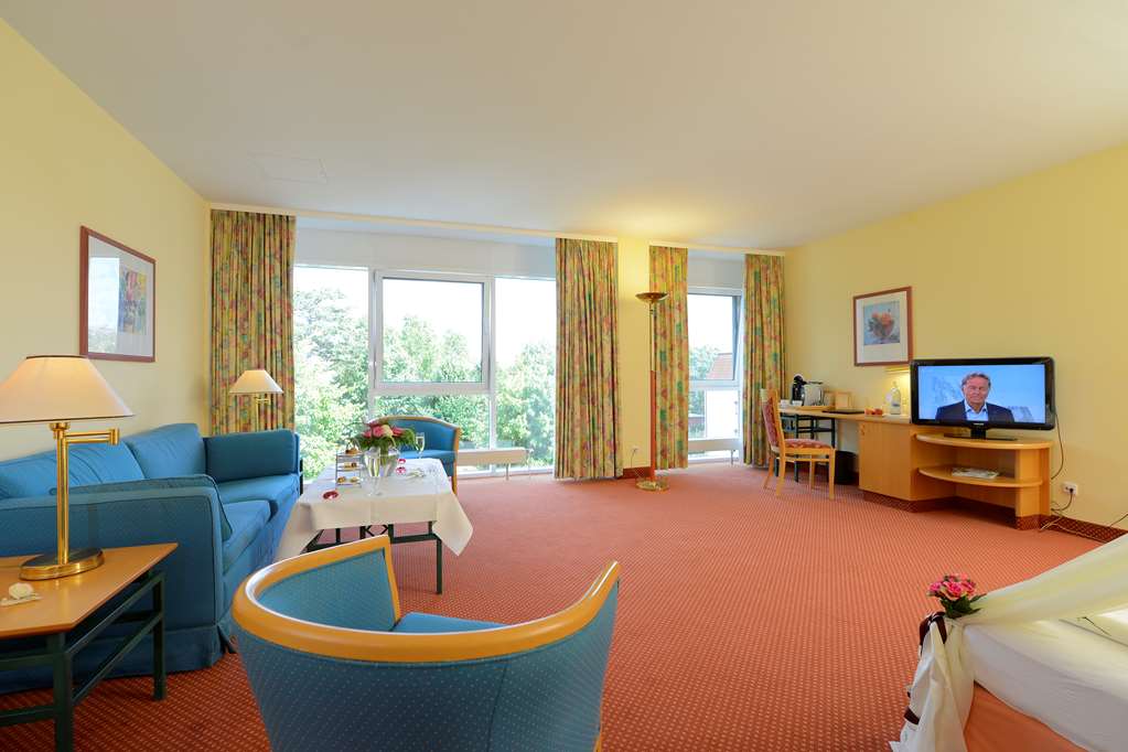 TOP CCL SEEHOTEL BOLTENHAGEN-guestroom-Guest Room,Suite,On-Site.jpg