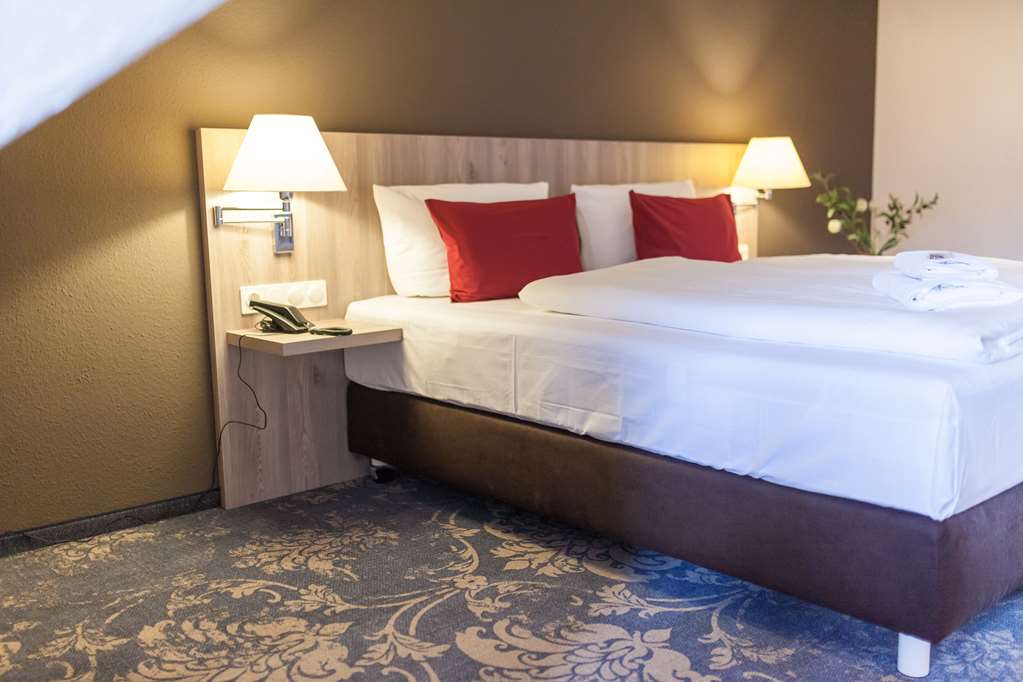 MARTAS HOTEL LUTHERSTADT WITTENBERG-guestroom-Guest Room,Suite,On-Site.jpg