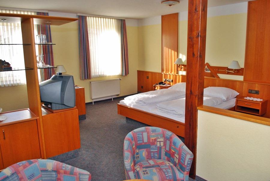 CPH HOTEL STRAUSS-guestroom-Guest Room,Indoor/Interior,On-Site.jpg