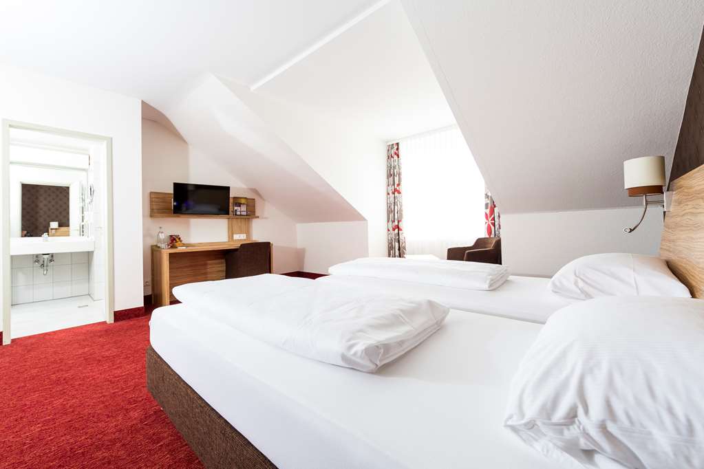 CPH HOTEL LENZ-guestroom-Guest Room,On-Site.jpg