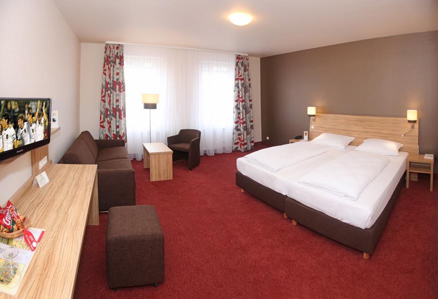 CPH HOTEL LENZ-guestroom-Guest Room,Suite,Indoor/Interior,On-Site.jpg