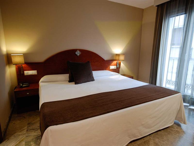 HOTEL TORICO PLAZA-guestroom-Guest Room,Indoor/Interior,On-Site.jpg