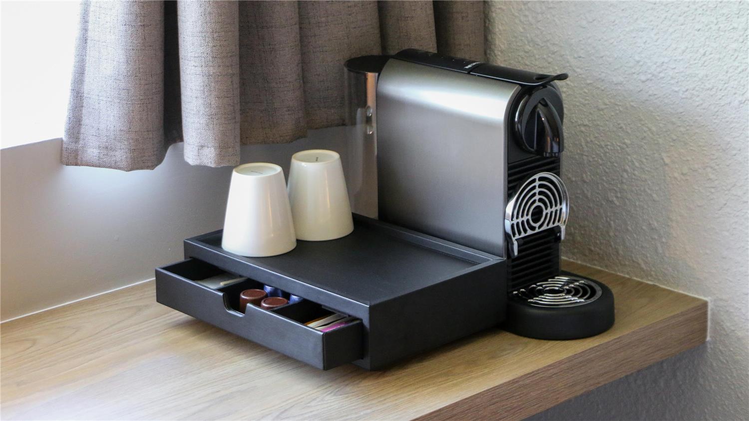 HOTEL CAMPANILE NATURE - AIX EN PROVENCE MEYREUIL - Campanile Nature Aix en Provence Meyreuil - Superior Room Amenity