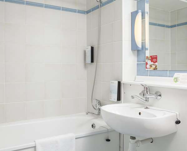 巴兹尔登—伦敦东部康铂酒店