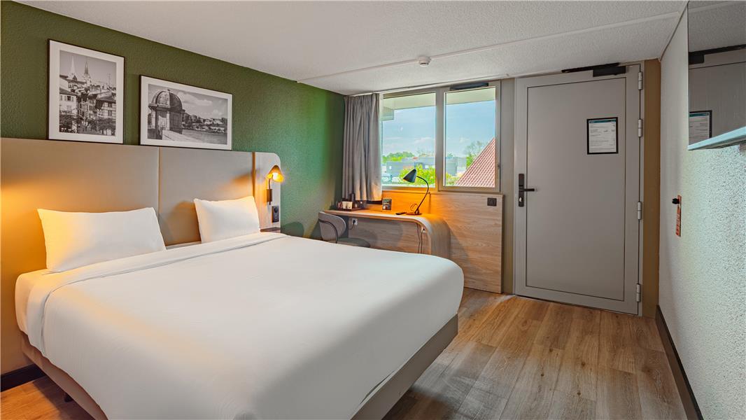 HOTEL CAMPANILE NATURE - BAYONNE