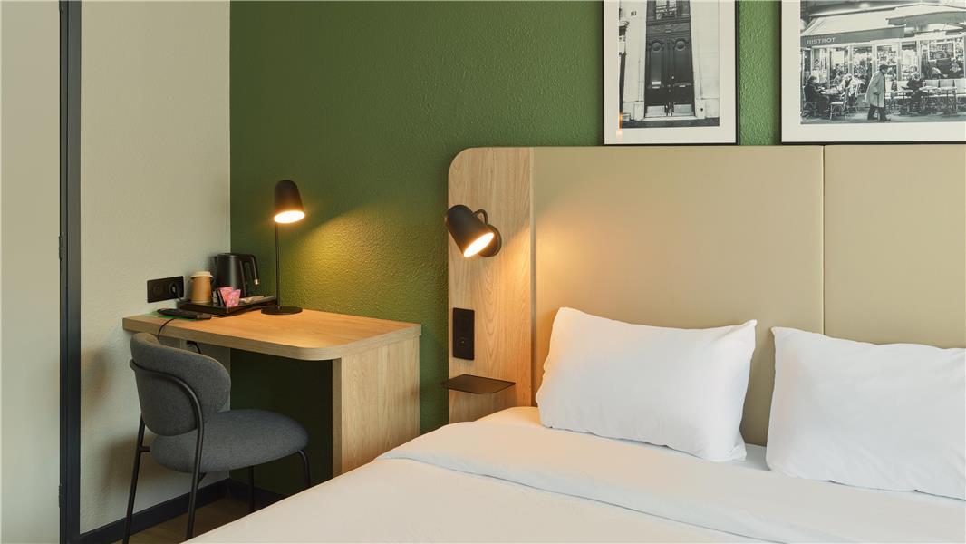 HOTEL CAMPANILE BAYONNE