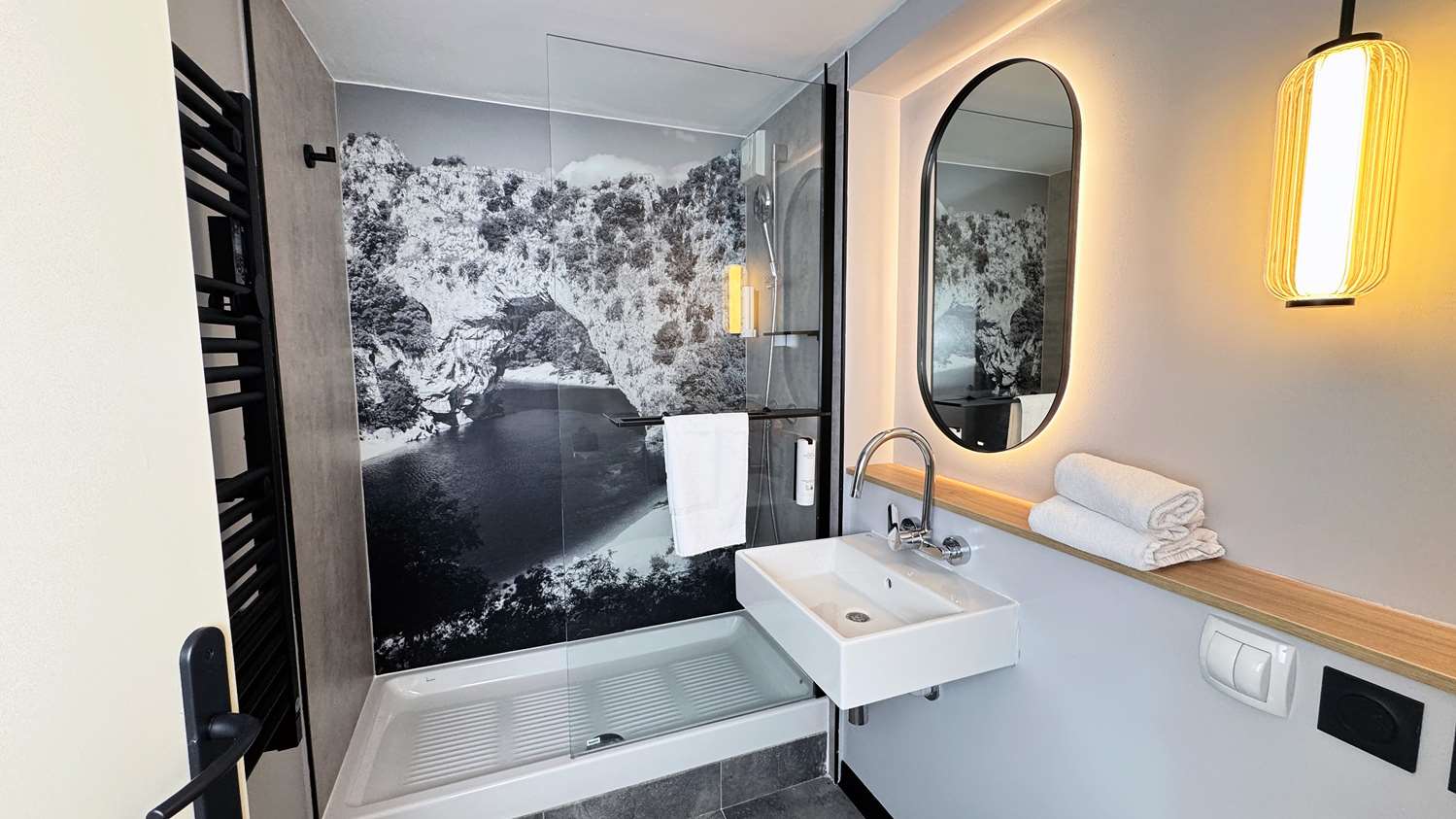 Campanile NATURE - Bollene bathroon