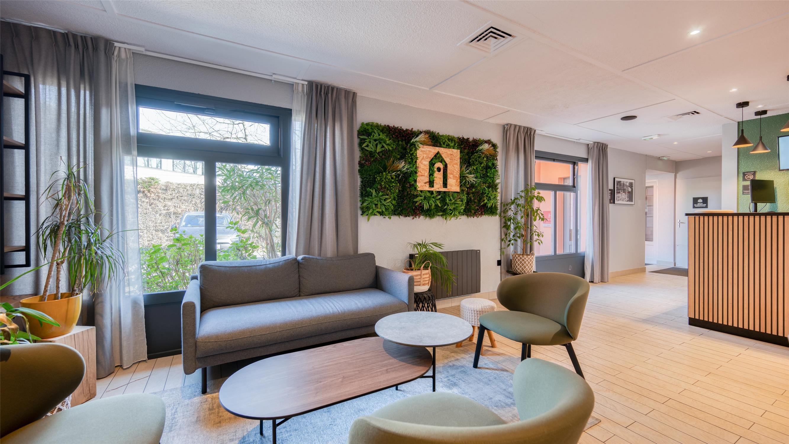 HOTEL CAMPANILE NATURE - BORDEAUX EST ARTIGUES - CA Nature Bdx Artigues - Salon