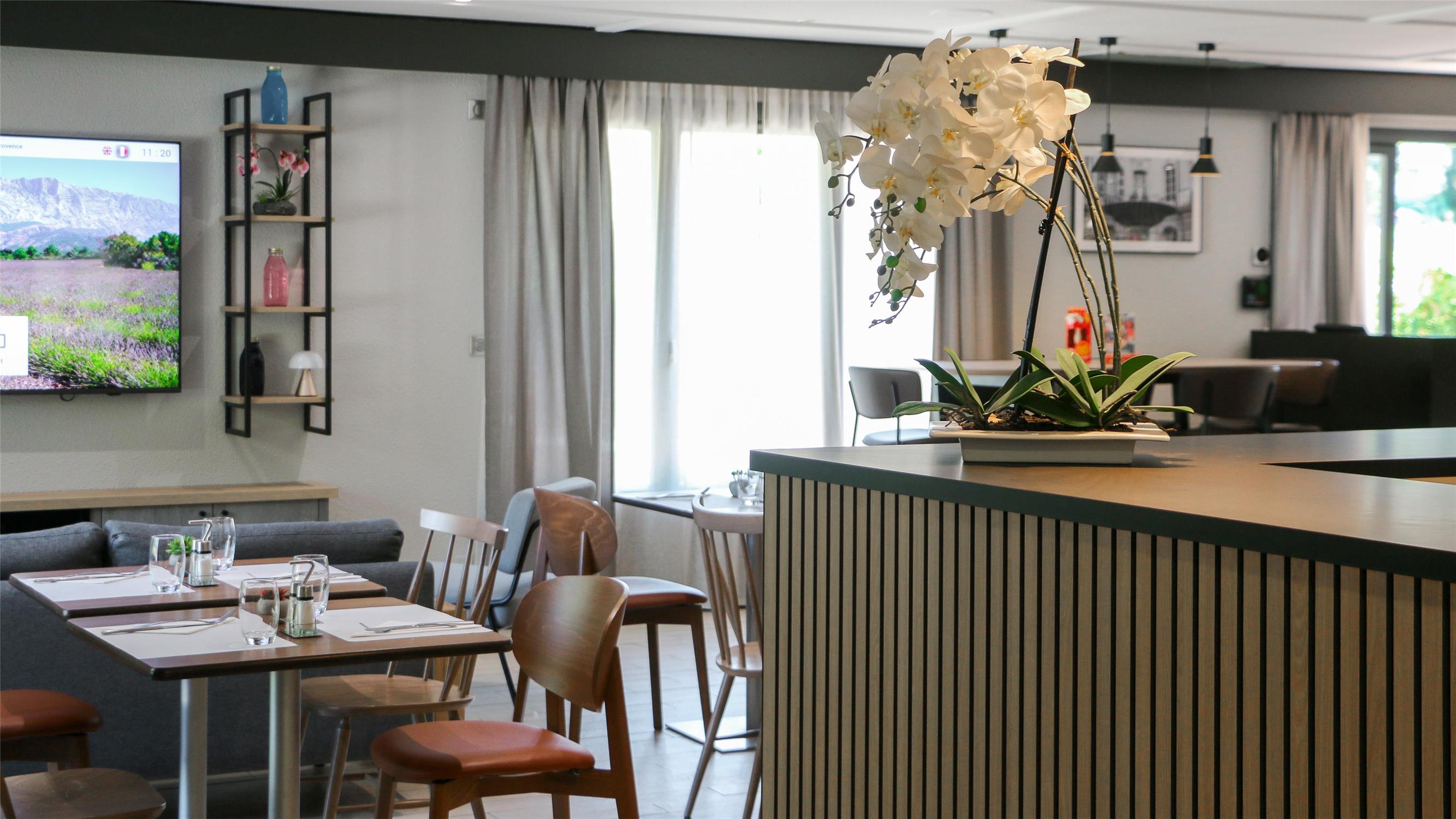 HÔTEL CAMPANILE NATURE - BREST GOUESNOU AEROPORT - null