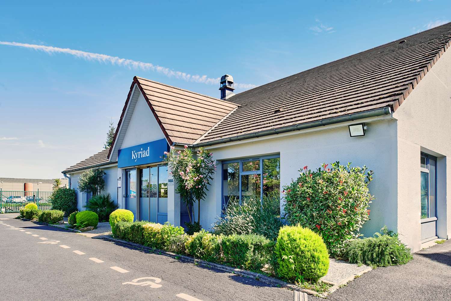 HOTEL KYRIAD BRIE COMTE ROBERT - Kyriad Brie Comte Robert - Exterior