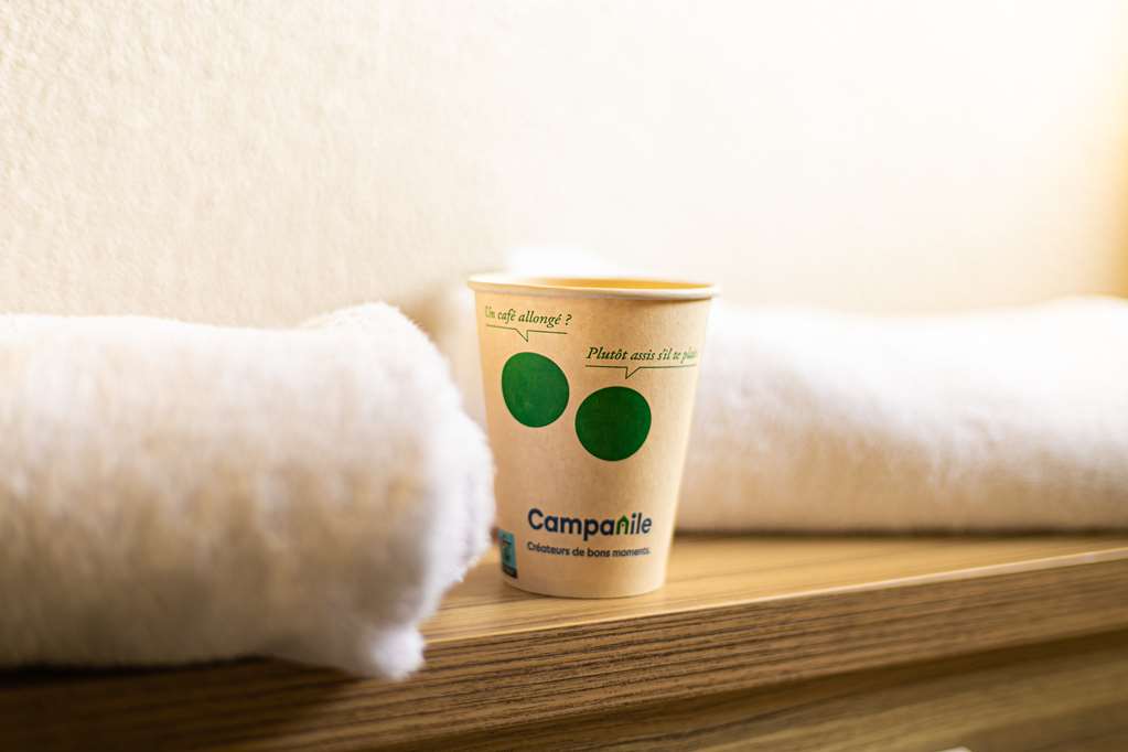 CAMPANILE CARCASSONNE EST - LA CITE-guestroom-Guest Room,Bathroom,Accessibility,On-Site.jpg
