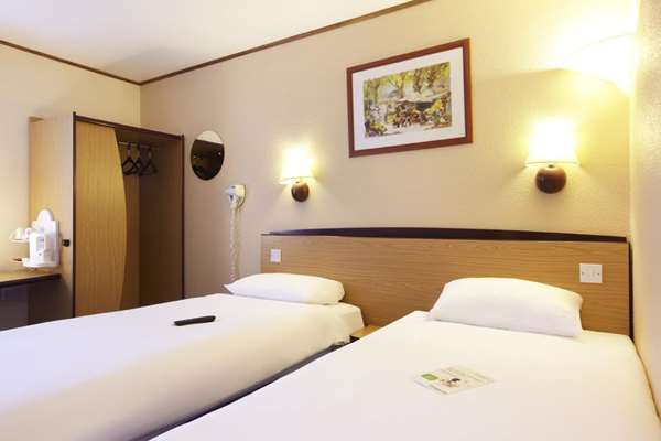 Hotel CAMPANILE CARDIFF - Standard Room