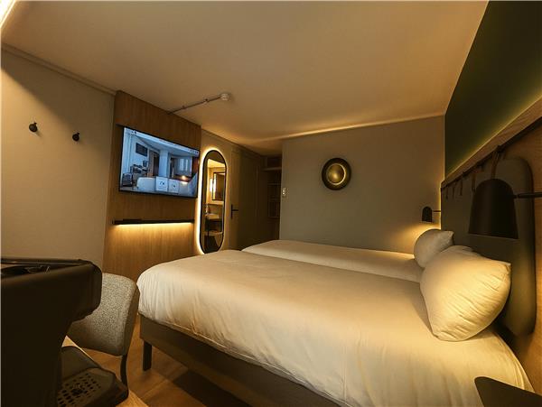HOTEL CAMPANILE CLERMONT FERRAND NORD - Riom