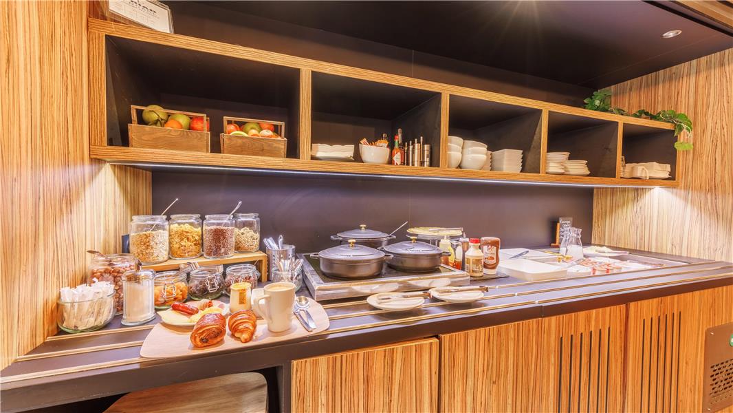 HÔTEL CAMPANILE NATURE - CLERMONT FERRAND NORD RIOM