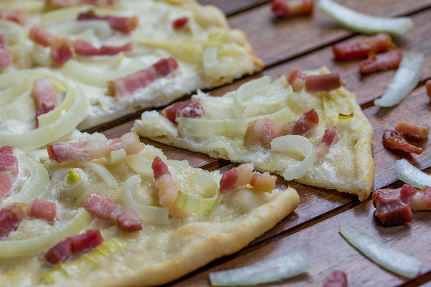 HOTEL CAMPANILE NATURE - COLMAR PARC DES EXPOSITIONS - Tarte flamb e