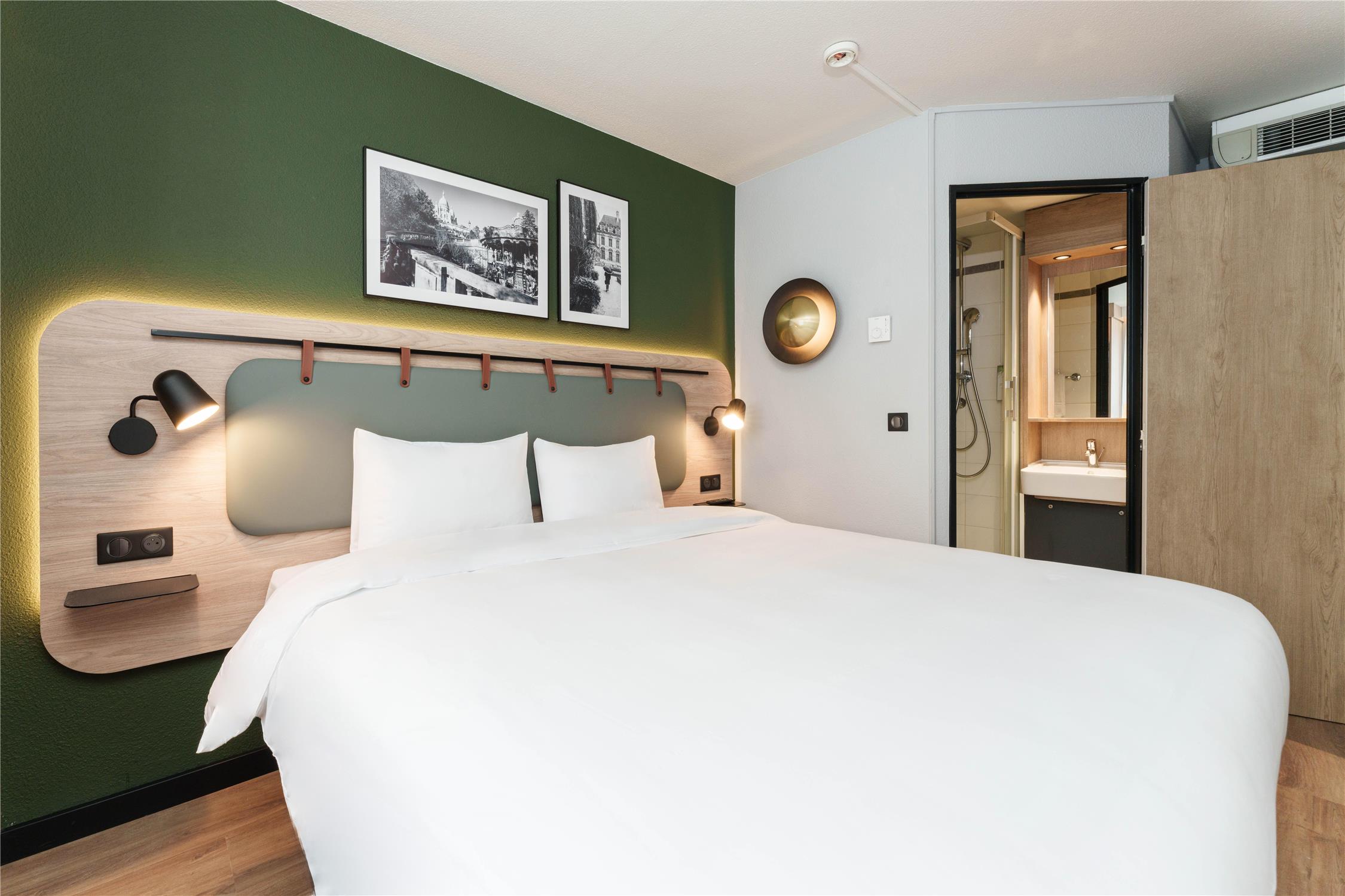 HÔTEL CAMPANILE DIJON CENTRE - Gare - Chambres / Logements