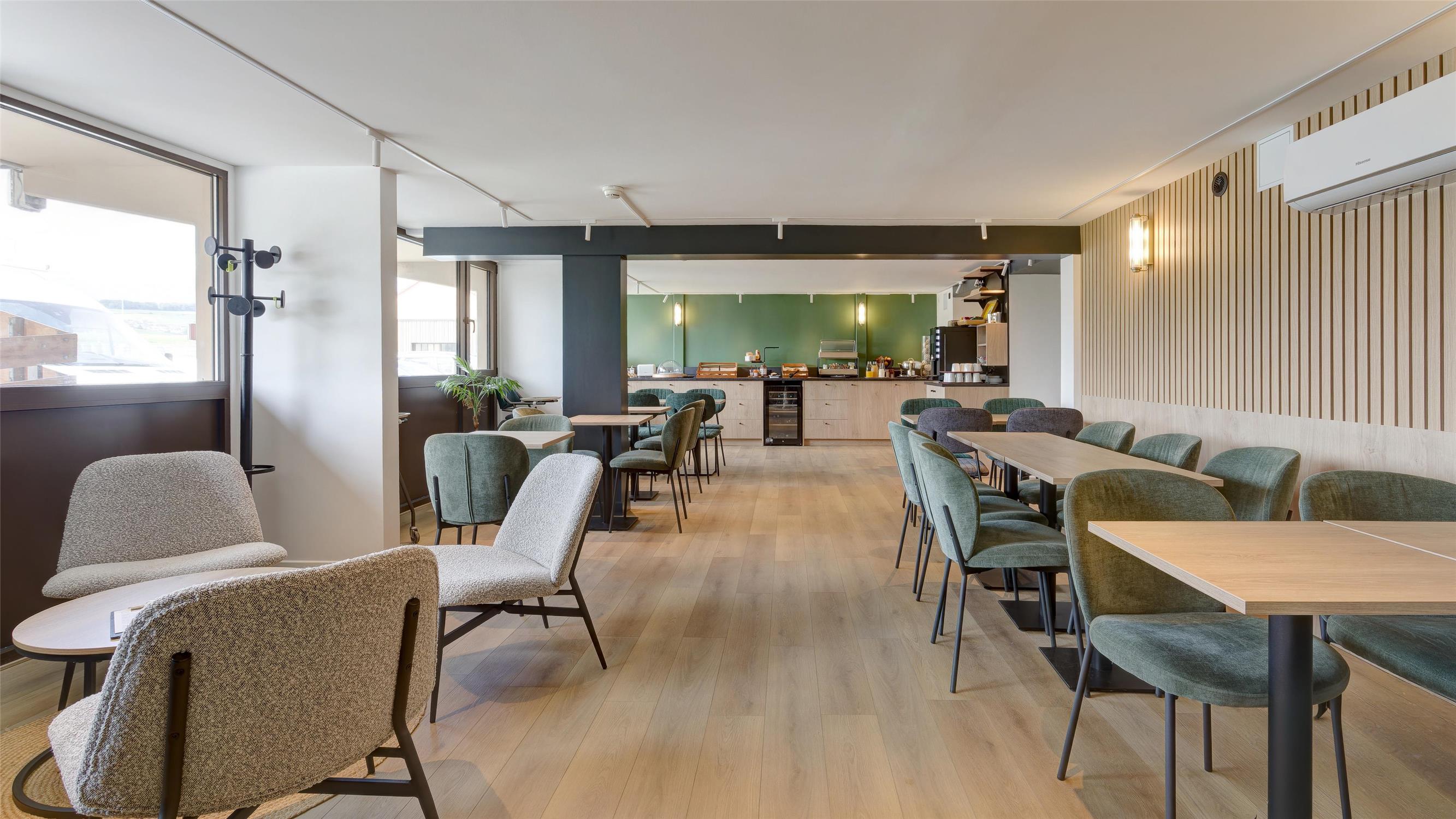 HOTEL CAMPANILE EPERNAY - Dizy - Campanile Epernay Dizy