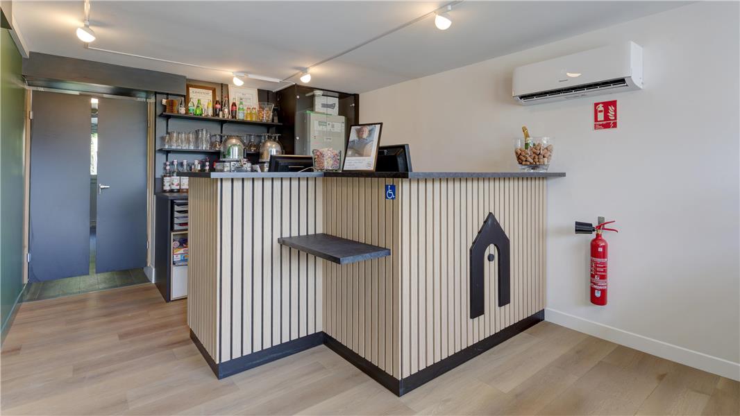 HOTEL CAMPANILE EPERNAY - Dizy