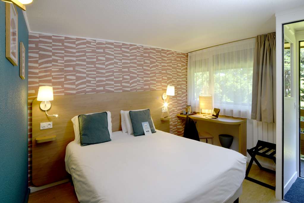 KYRIAD HONFLEUR - LA RIVIRE SAINT-guestroom-Guest Room,On-Site.jpg