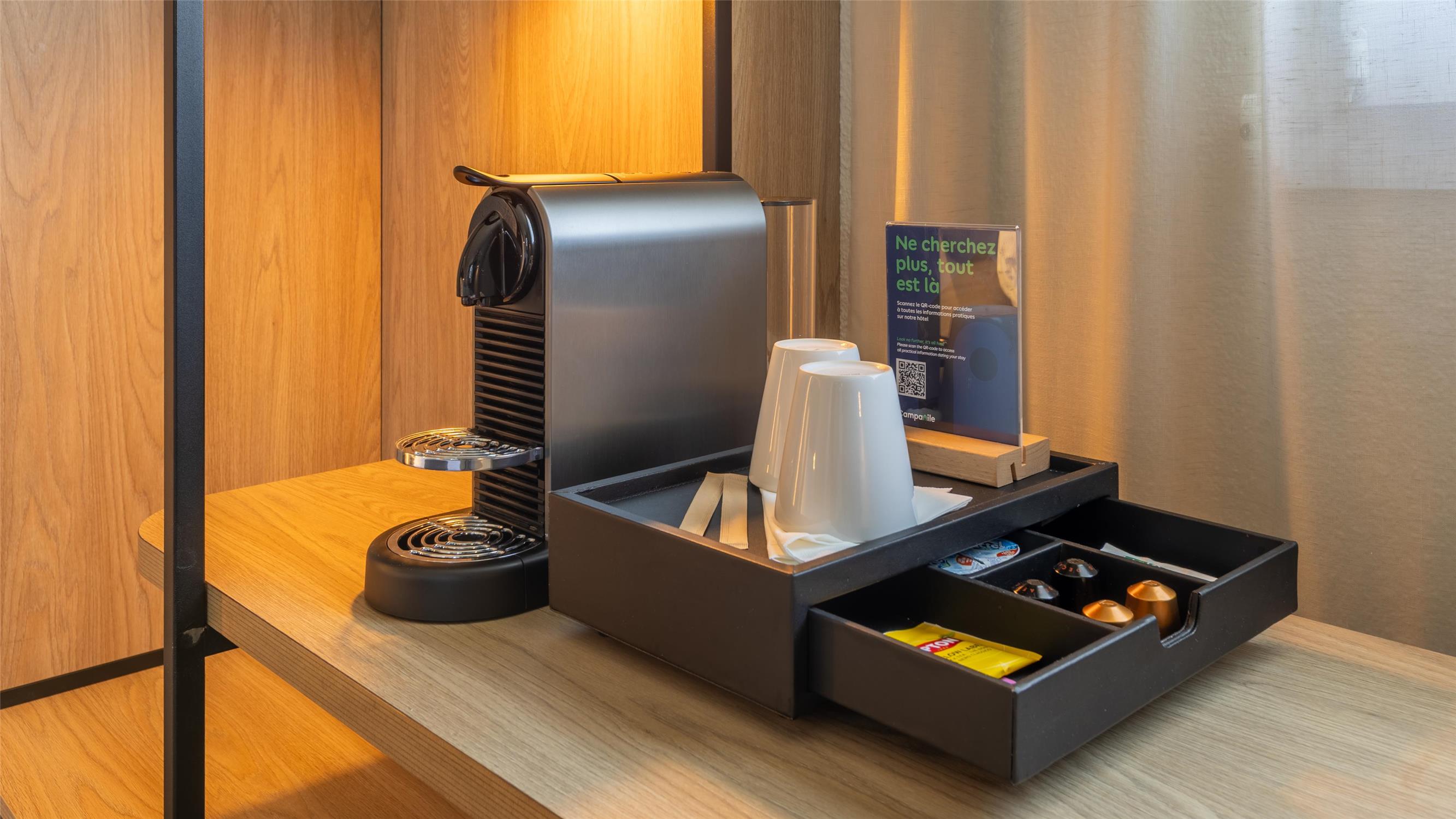 HÔTEL CAMPANILE PRIME - LE BLANC-MESNIL - Chambre d’agrement