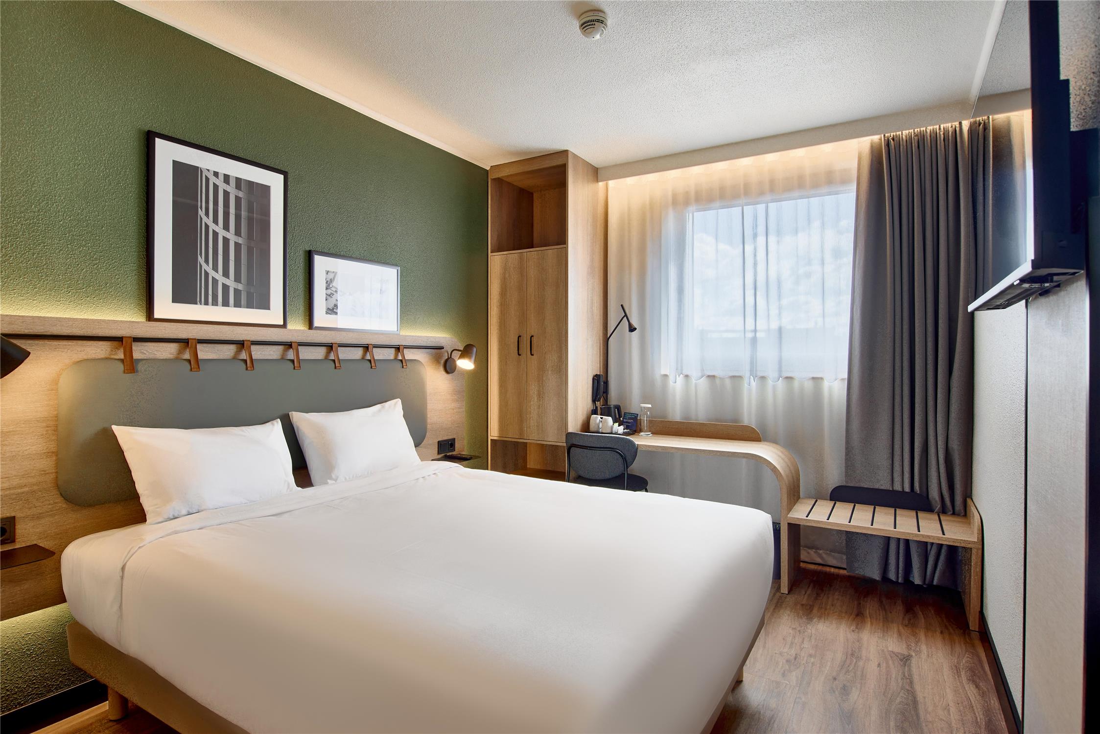 WWA HOTELS FULLRES