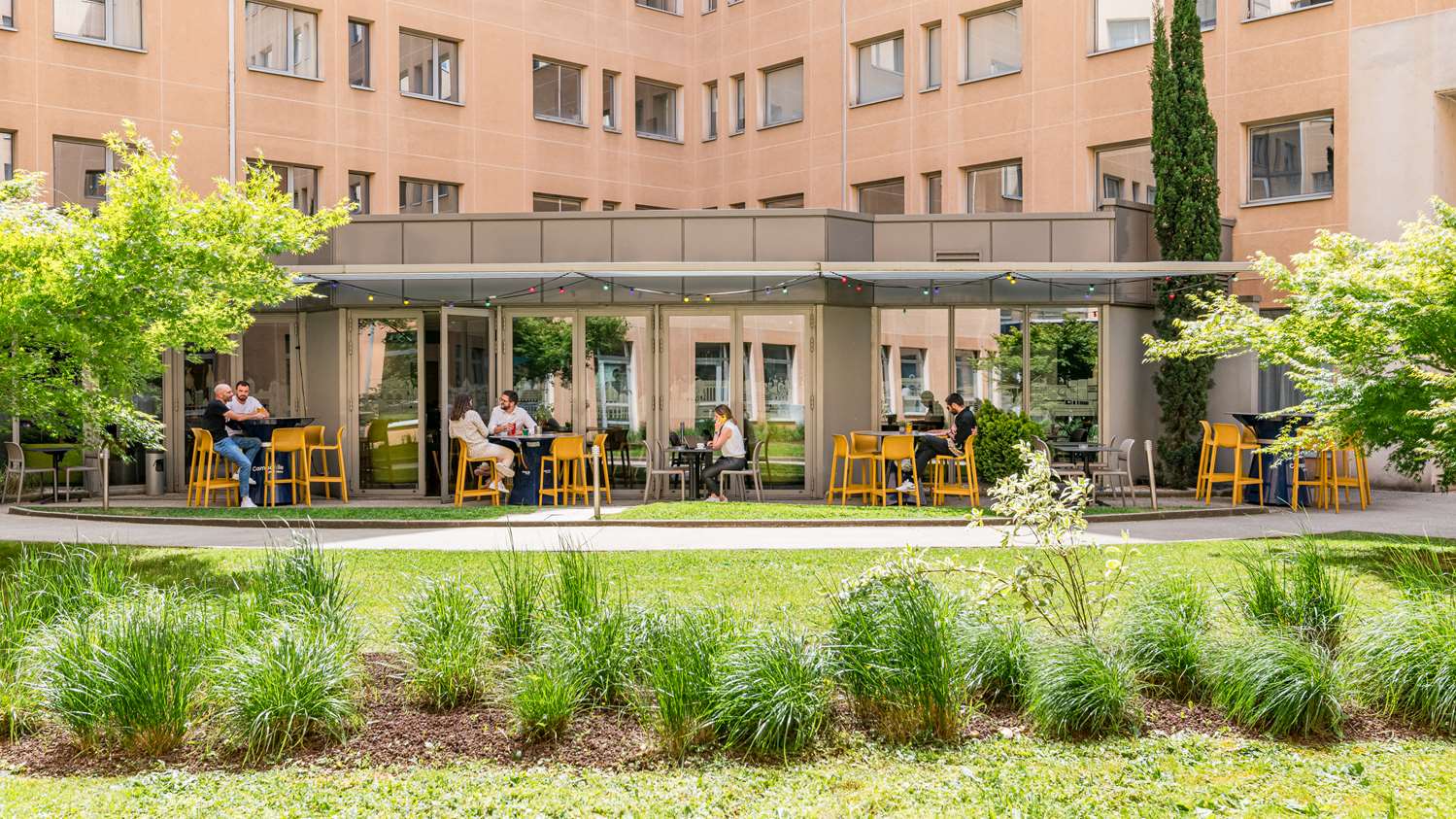 HÔTEL CAMPANILE LYON CENTRE - Gare Part Dieu - Bar / Lounge