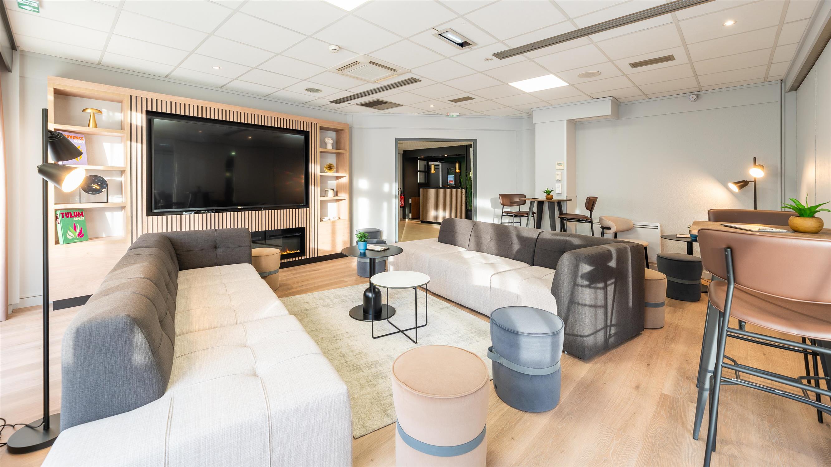 HÔTEL CAMPANILE PRIME - LYON OUEST TASSIN - Bar / Lounge