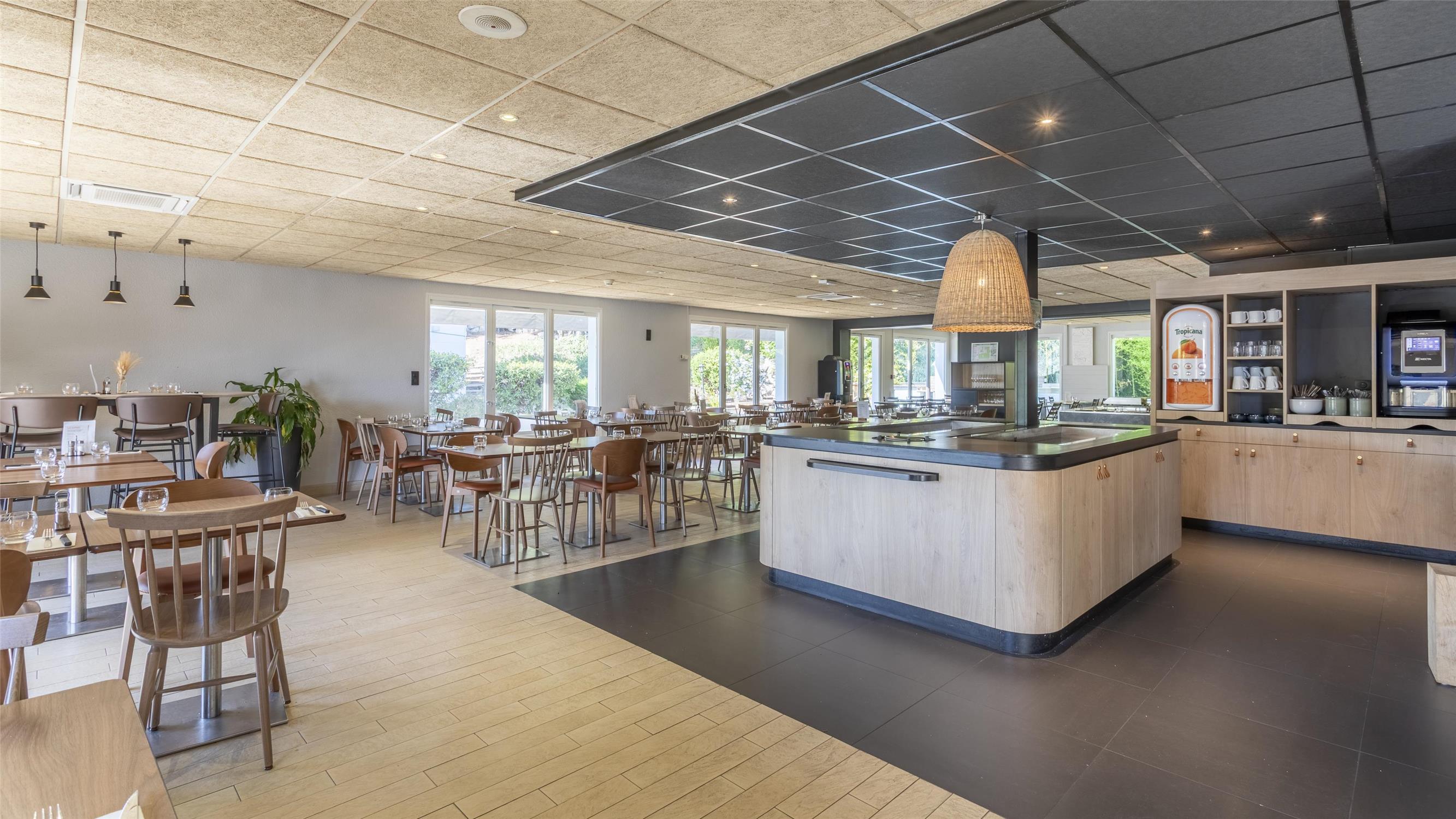 HOTEL CAMPANILE NATURE - MARSEILLE SAINT-ANTOINE - Campanile NATURE - Marseille St Antoine - PUA