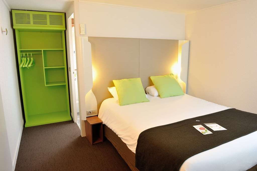 CAMPANILE MONTELIMAR LES TOURRETTES-guestroom-Guest Room,Indoor/Interior,On-Site.jpg