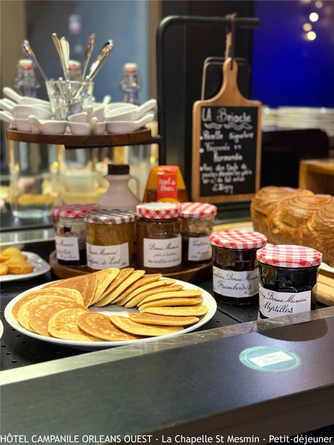 HÔTEL CAMPANILE ORLEANS OUEST - La Chapelle St Mesmin - Restaurant / Etablissement gastronomique