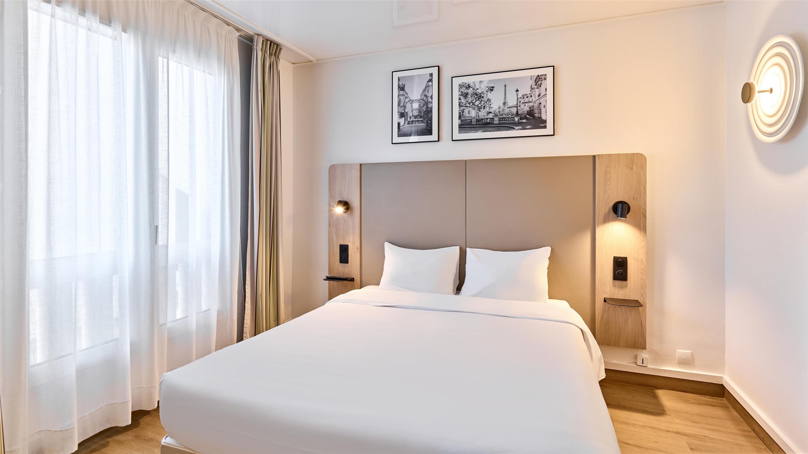 HÔTEL CAMPANILE PRIME - PARIS 14 MAINE MONTPARNASSE - Chambres / Logements