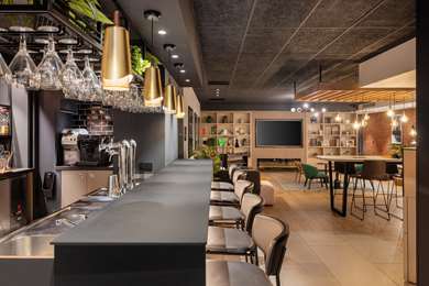 HÔTEL CAMPANILE PRIME - PARIS LA VILLETTE - Bar / Lounge