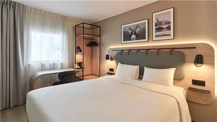 HÔTEL CAMPANILE PRIME - PARIS - PORTE DE BAGNOLET