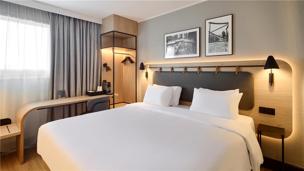 HOTEL CAMPANILE PARIS OUEST - Nanterre - La Défense