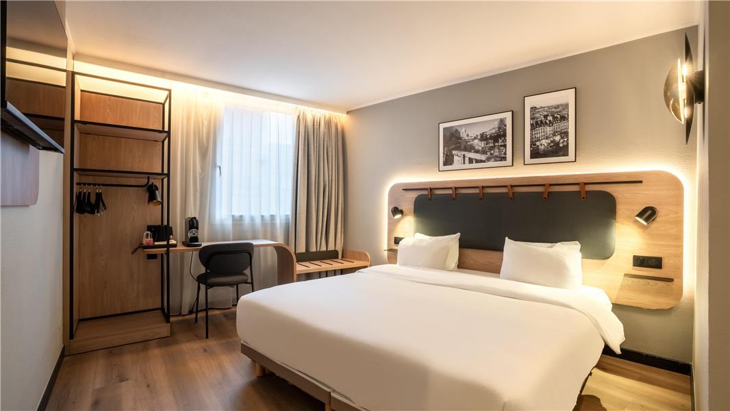 HÔTEL CAMPANILE PRIME - SURESNES - LA DEFENSE