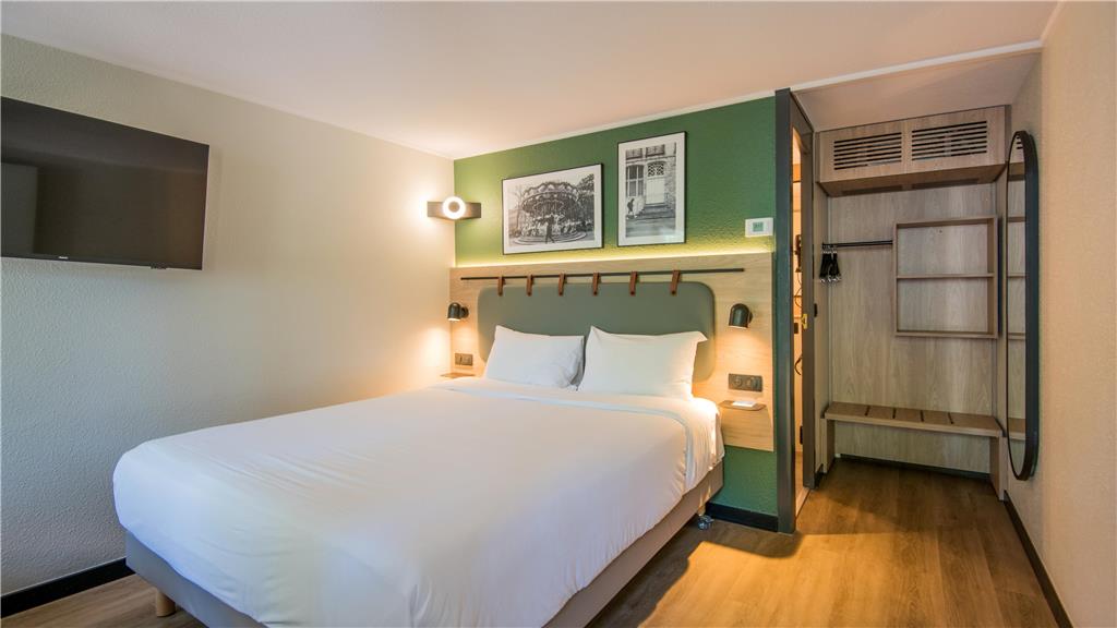 CAMPANILE NATURE - RODEZ-guestroom-Guest Room,On-Site.jpg