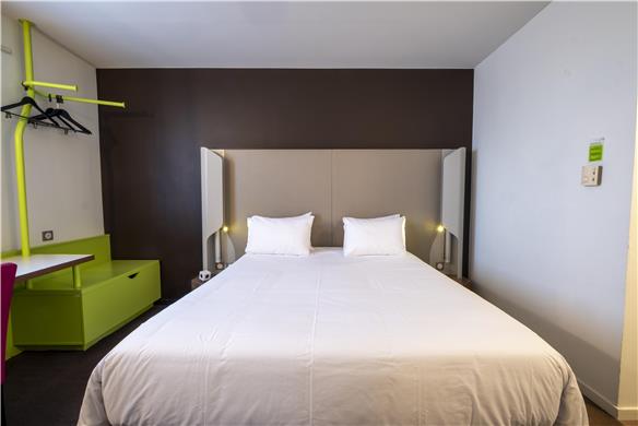 HÔTEL CAMPANILE ROISSY - Aéroport CDG - Le Mesnil Amelot