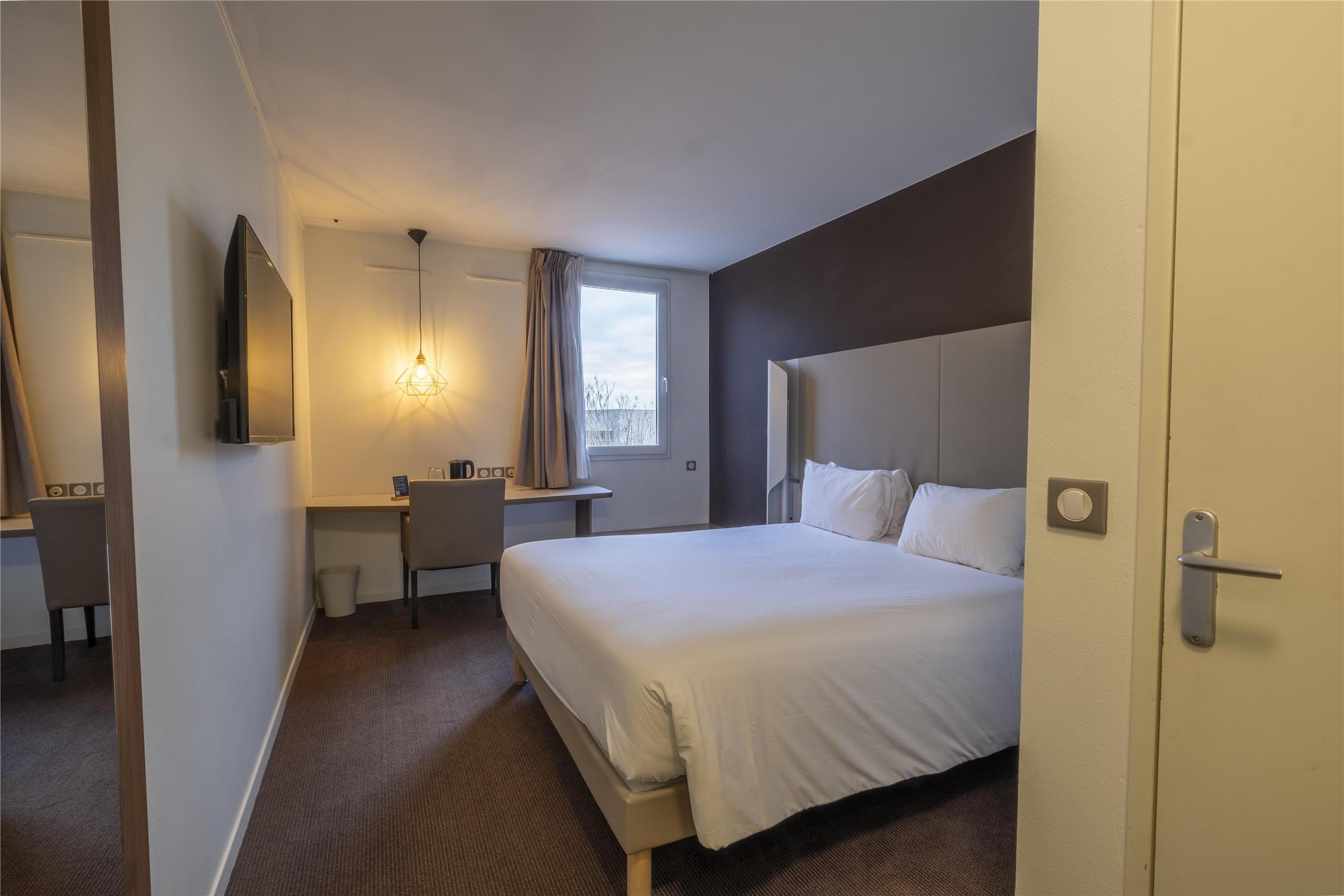 Campanile Roissy CDG Le Mesnil Amelot