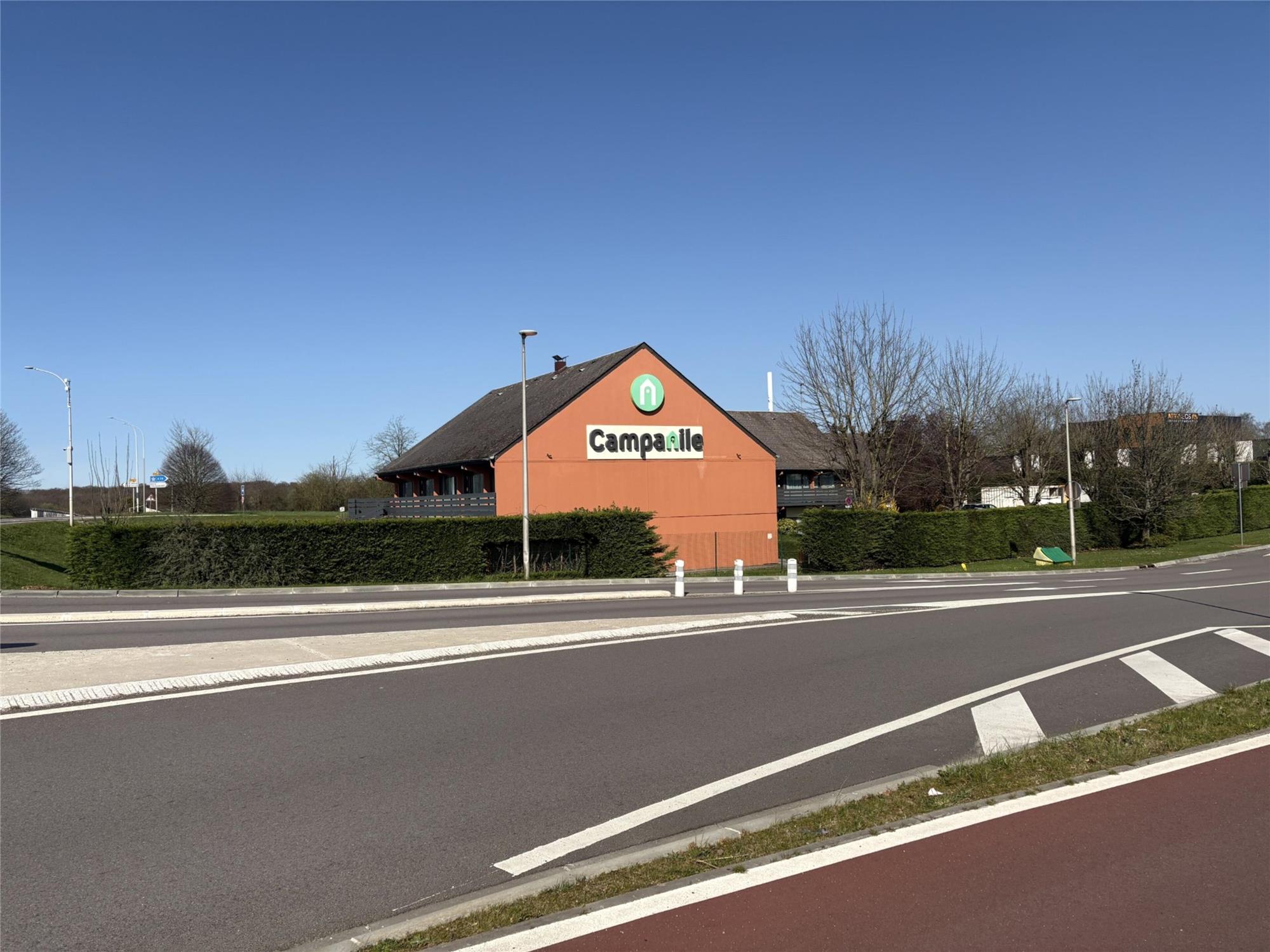 HOTEL CAMPANILE ROUEN NORD - Mont Saint Aignan - HOTEL CAMPANILE ROUEN NORD MONT SAINT AIGNAN