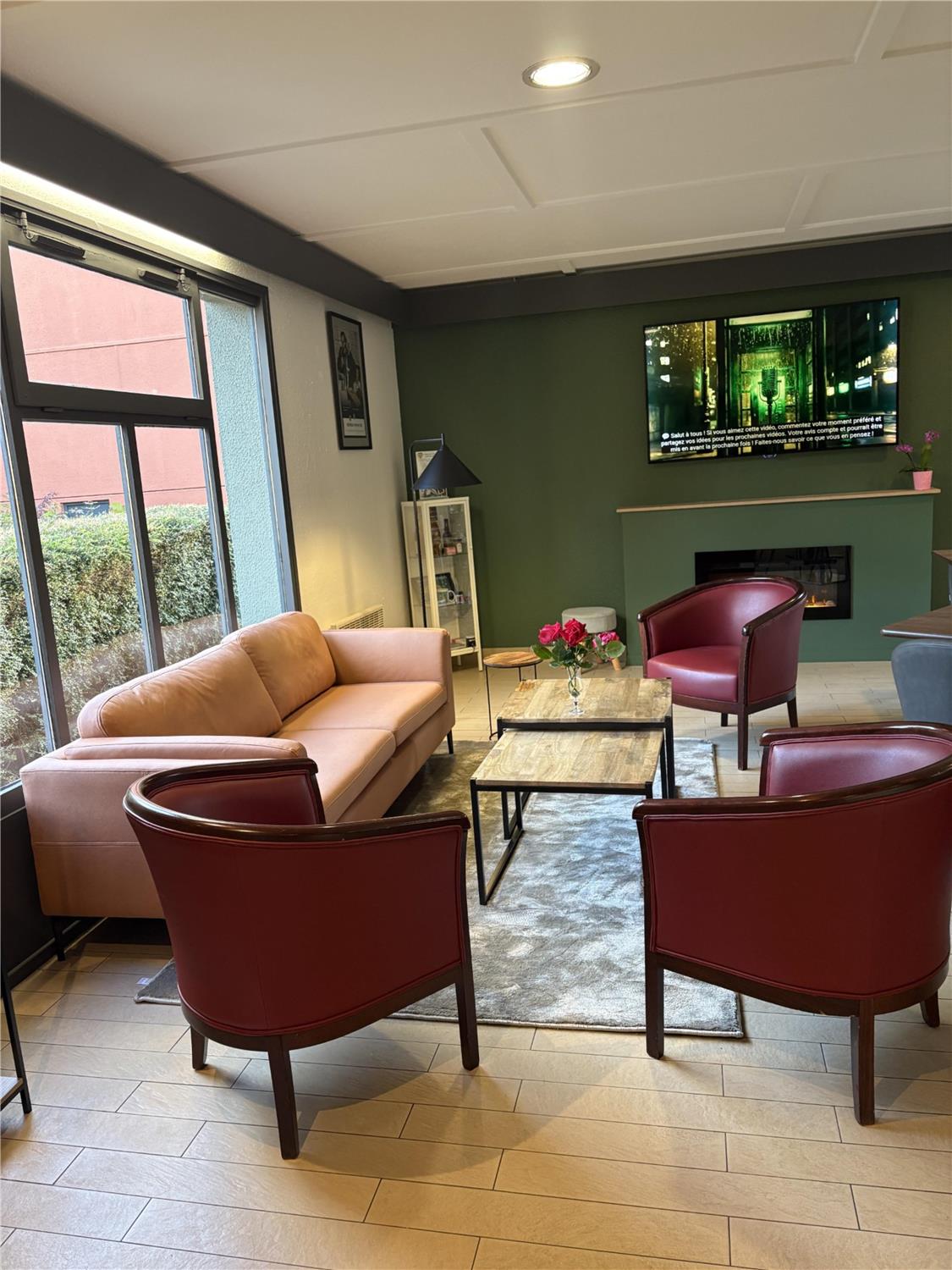 HOTEL CAMPANILE ROUEN NORD - Mont Saint Aignan - HOTEL CAMPANILE ROUEN NORD MONT SAINT AIGNAN