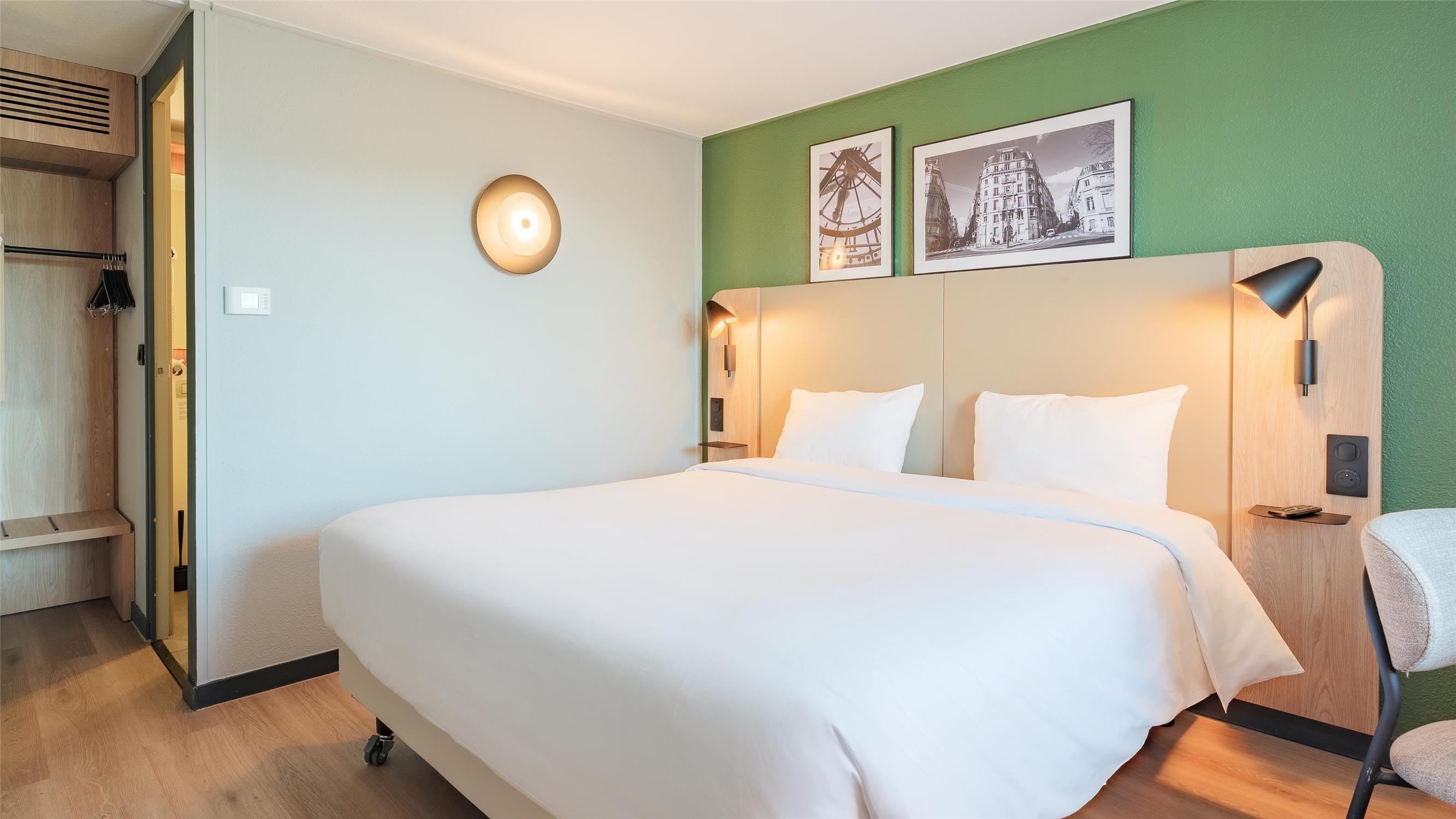 Default room